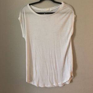 Light “luxe” Gap T-shirt